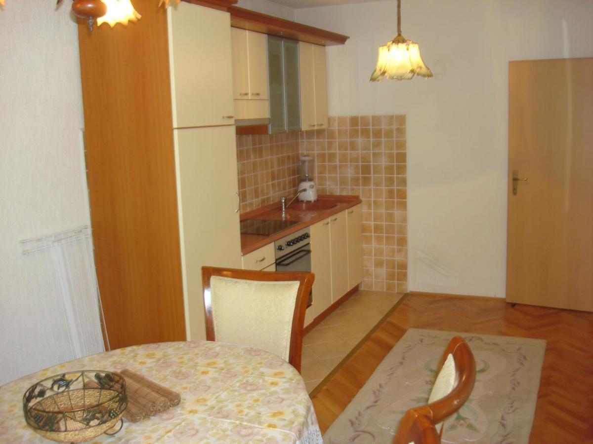 Jani Apartment Pristina Buitenkant foto